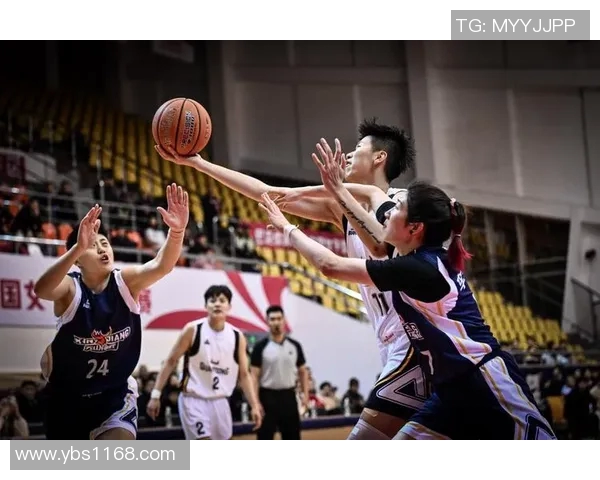 寻找篮球明星的精彩瞬间图片,捕捉他们在赛场上的风采与激情 寻找篮球明星的精彩瞬间图片,捕捉他们在赛场上的风采与激情